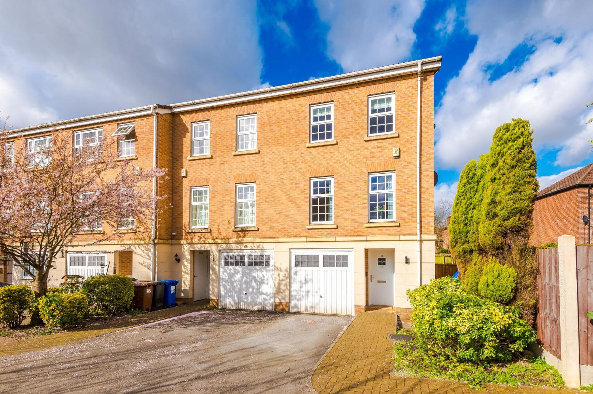 Cravenwood House Villa Manchester Exterior photo